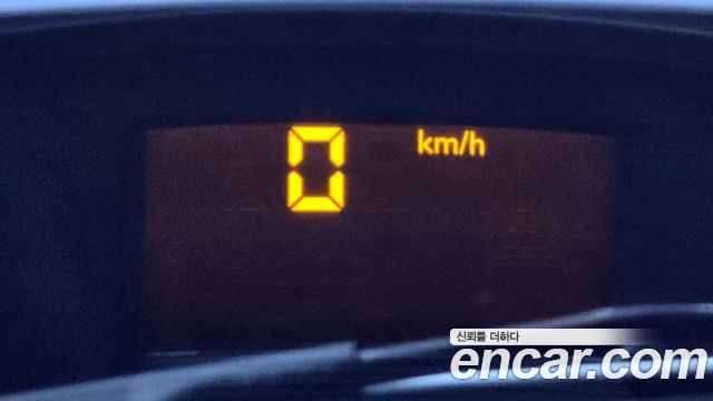 Peugeot 3008 1.6 e-HDi First Generation 2014 — фото 18