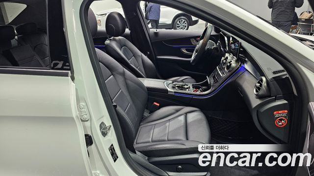 Mercedes-Benz C-Class (W205) C220 d 4MATIC Exclusive 2019 — фото 10