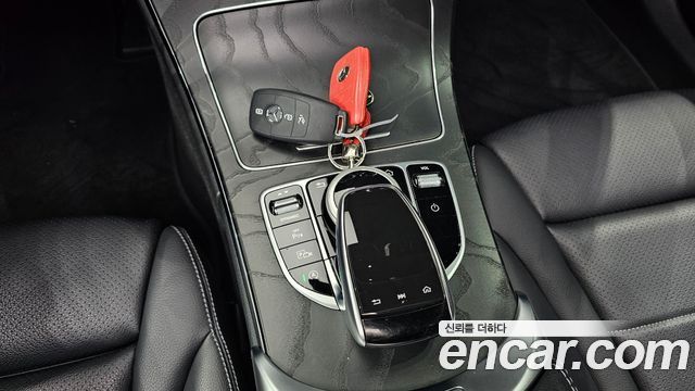 Mercedes-Benz C-Class (W205) C220 d 4MATIC Exclusive 2019 — фото 15
