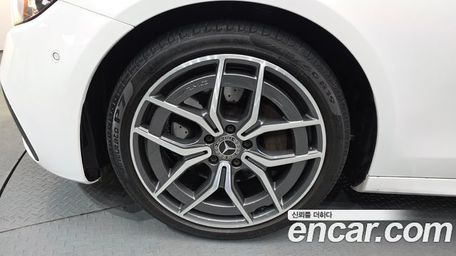 Mercedes-Benz E-Class (W213) E220d 4MATIC AMG Line 2021 — фото 5