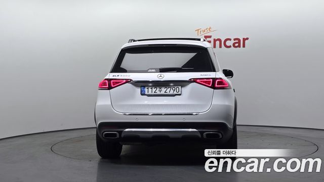 Mercedes-Benz GLE-Class (W167) GLE300d 4MATIC 2022 — фото 4