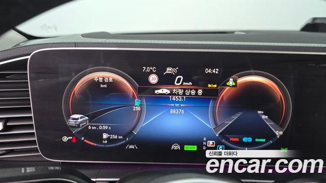 Mercedes-Benz GLE-Class (W167) GLE300d 4MATIC 2022 — фото 8