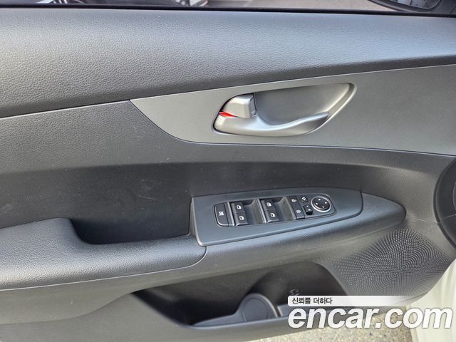 Kia K3 Standard 2021 — фото 17