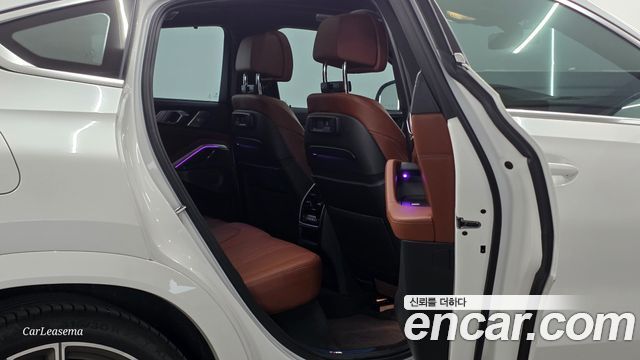 BMW X6 (G06) M50i 2021 — фото 16