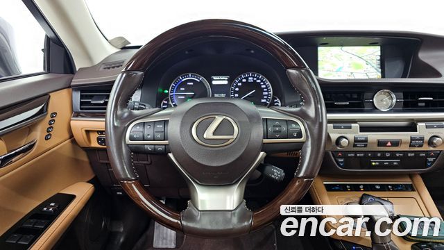 Lexus ES300h Supreme+ XV60 2018 — фото 13
