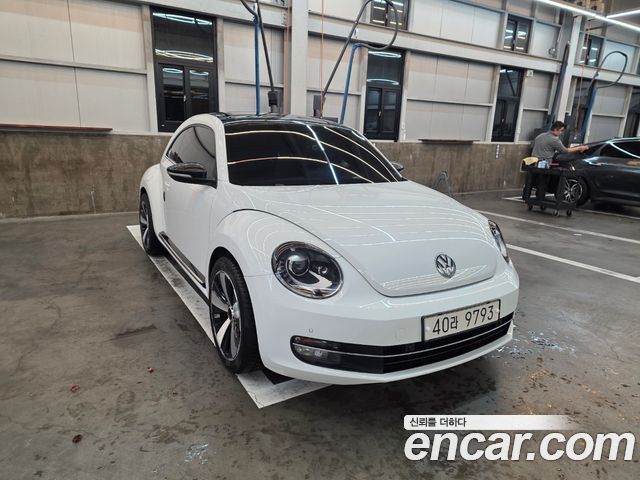 Volkswagen Beetle 2.0 TDI Premium 3rd 2014 — фото 20