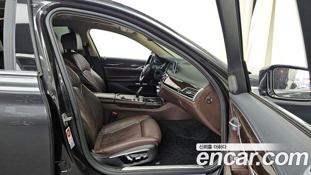BMW 7 Series (G11) 740Li xDrive 2016 — фото 11