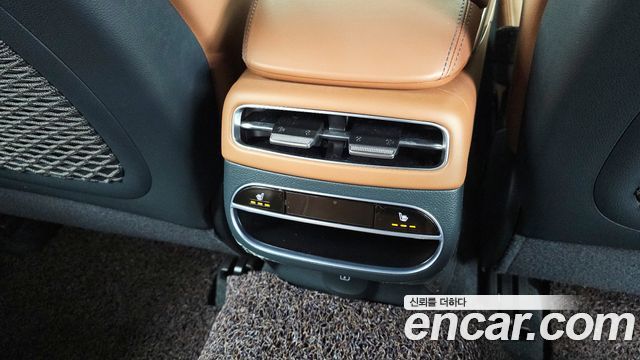 Genesis GV70 2.5T Gasoline AWD 2023 — фото 19