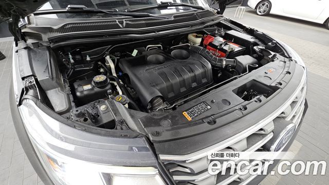 Ford Explorer 2.3 Limited 4WD 5th 2017 — фото 6