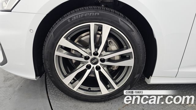 Audi A6 (C8) 45 TFSI Premium 2022 — фото 5