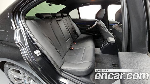 BMW 3 Series (F30) 320i M Sport 2016 — фото 12