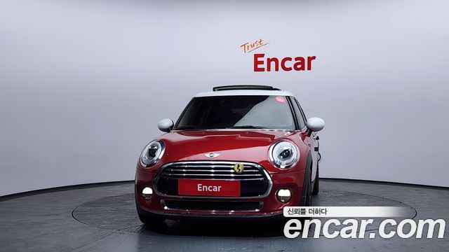 MINI Cooper D 5Door HIGH 3rd 2016 — фото 3
