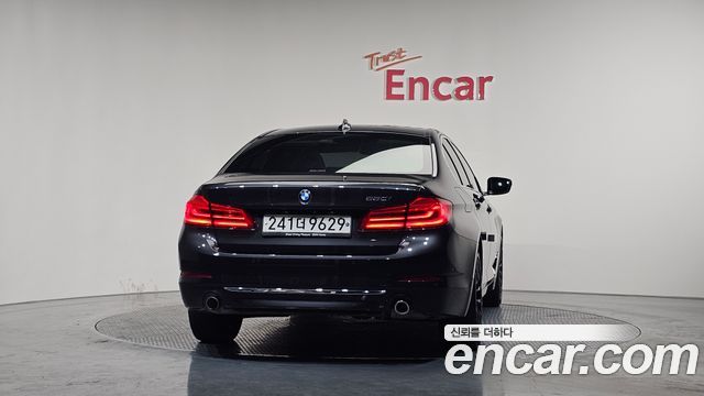 BMW 5 Series (G30) 530i Luxury Plus 2020 — фото 4