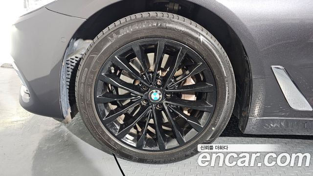 BMW 5 Series (G30) 530i Luxury Plus 2020 — фото 5