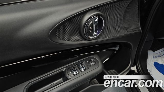 MINI Cooper D Clubman Standard 2nd 2016 — фото 13