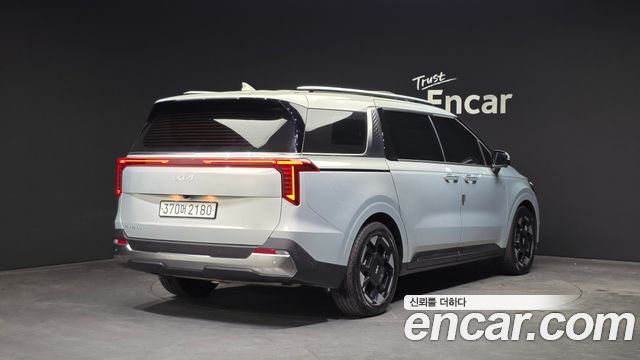 Kia Carnival (IV) Gasoline 9-Seater Noblesse 2024 — фото 2