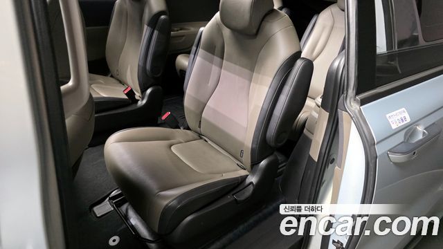 Kia Carnival (IV) Gasoline 9-Seater Noblesse 2024 — фото 11