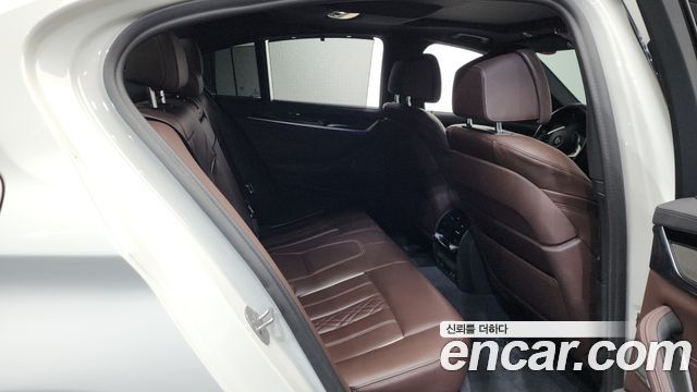 BMW 5 Series (G30) 530i M Sport Package 2022 — фото 16