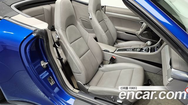 Porsche 911 CARRERA 4 CABRIOLET 991 2013 — фото 10