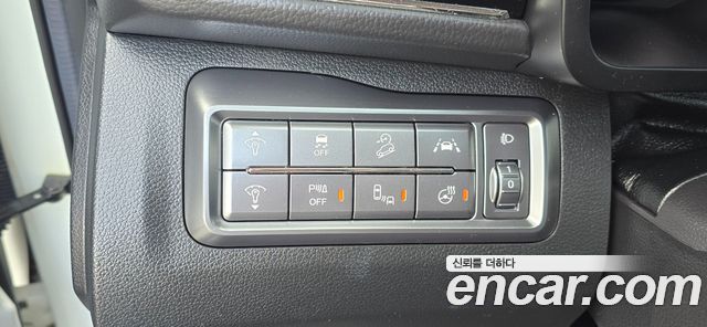 KG Mobility (SsangYong) Very New Tivoli Gasoline 1.5 2WD V3 2022 — фото 17