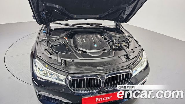 BMW 7 Series (G11) 740Li xDrive M Sport Package 2017 — фото 6