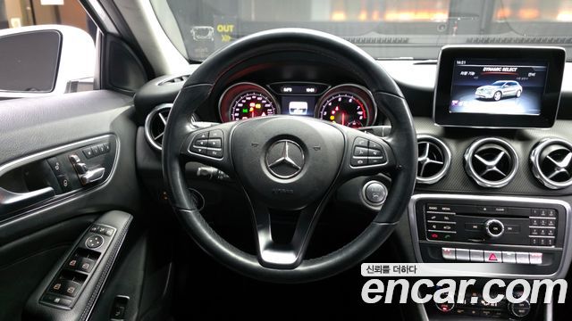 Mercedes-Benz GLA-Class (X156) GLA220 2019 — фото 13
