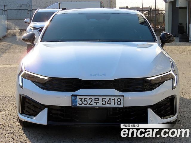 Kia K5 (III) 1.6 Turbo Signature 2024 — фото 1