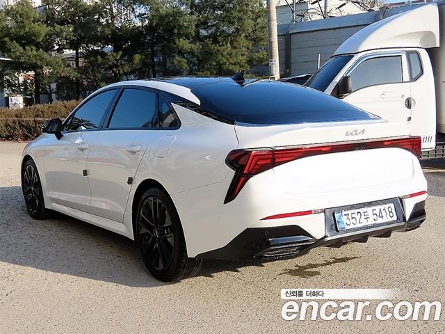 Kia K5 (III) 1.6 Turbo Signature 2024 — фото 3