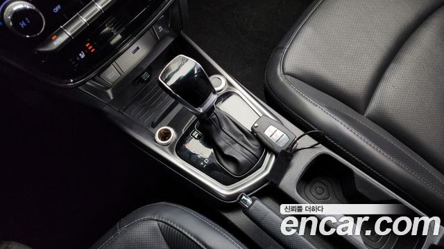 KG Mobility (SsangYong) Very New Tivoli Gasoline 1.5 2WD V3 2022 — фото 9