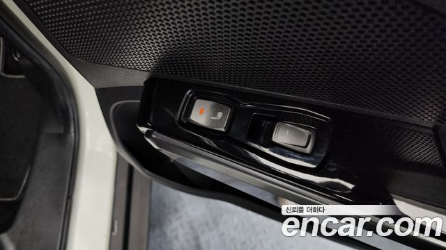 KG Mobility (SsangYong) Very New Tivoli Gasoline 1.5 2WD V3 2022 — фото 19