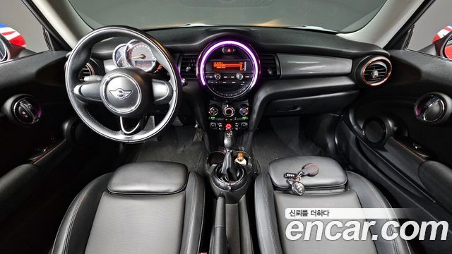 MINI Cooper D Standard 3rd 2015 — фото 7
