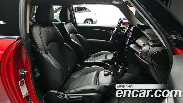 MINI Cooper D Standard 3rd 2015 — фото 10