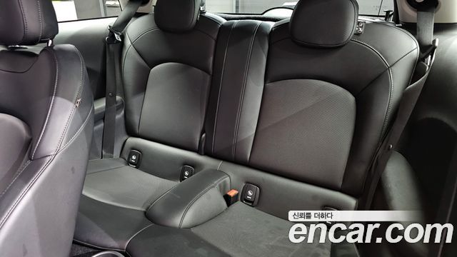 MINI Cooper D Standard 3rd 2015 — фото 12
