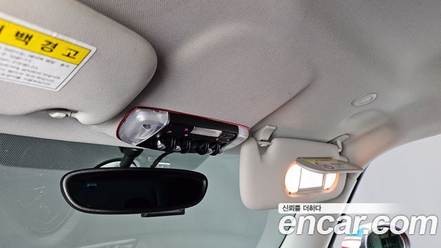 MINI Cooper D Standard 3rd 2015 — фото 18