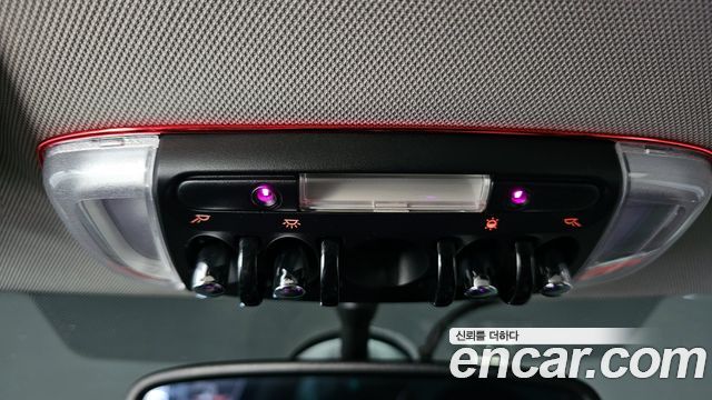 MINI Cooper D Standard 3rd 2015 — фото 19
