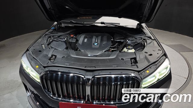 BMW 7 Series (G11) 730d xDrive Design Pure Excellence 2020 — фото 6
