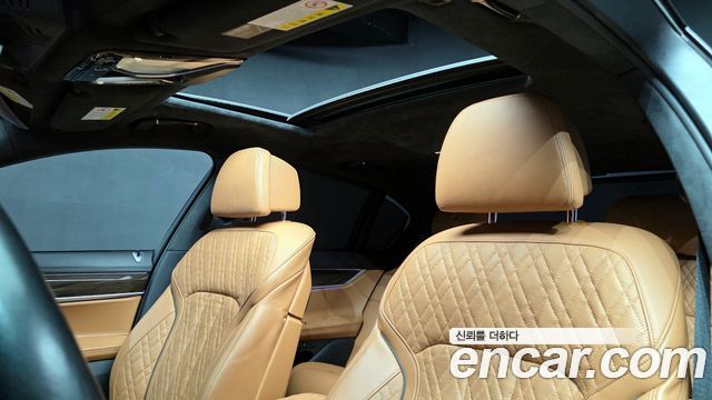 BMW 7 Series (G11) 730d xDrive Design Pure Excellence 2020 — фото 19