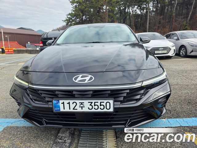 Hyundai Avante (CN7) 1.6 Modern