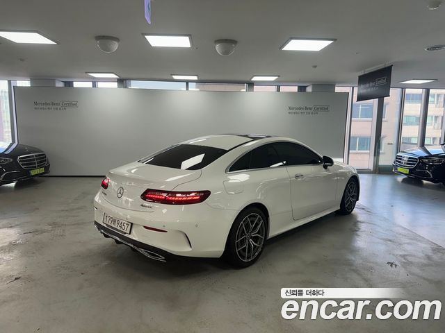 Mercedes-Benz E-Class (W213) E300d 4MATIC Coupe 2023 — фото 2