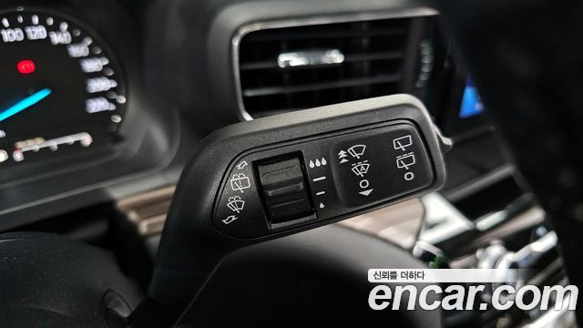Ford Explorer (VI) 2.3 LimIted 4WD 2021 — фото 14