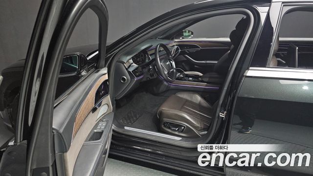 Audi A8 (D5) 55 TFSI Quattro LWB 2018 — фото 10