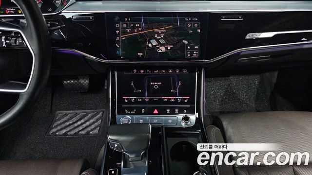 Audi A8 (D5) 55 TFSI Quattro LWB 2018 — фото 15