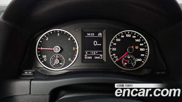 Volkswagen Tiguan 2.0 TDI  Premium 5N 2013 — фото 8