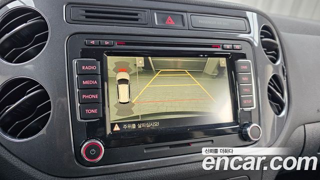 Volkswagen Tiguan 2.0 TDI  Premium 5N 2013 — фото 17