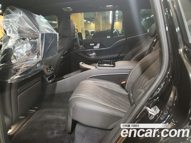 Mercedes-Benz GLS-Class (X167) Maybach GLS600 4MATIC 2024 — фото 6