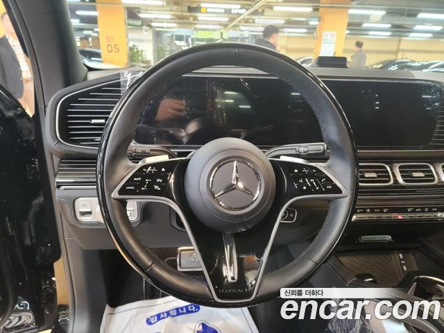 Mercedes-Benz GLS-Class (X167) Maybach GLS600 4MATIC 2024 — фото 11