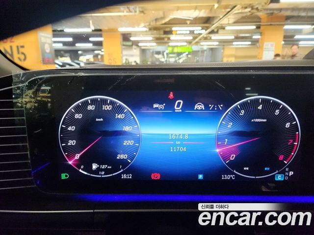 Mercedes-Benz GLS-Class (X167) Maybach GLS600 4MATIC 2024 — фото 13