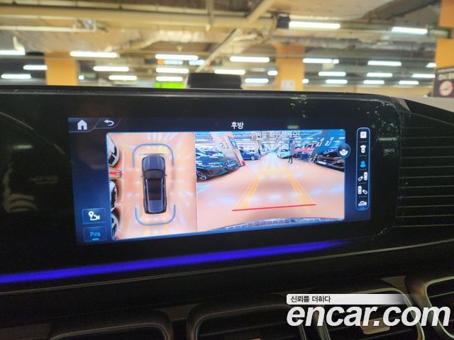 Mercedes-Benz GLS-Class (X167) Maybach GLS600 4MATIC 2024 — фото 15