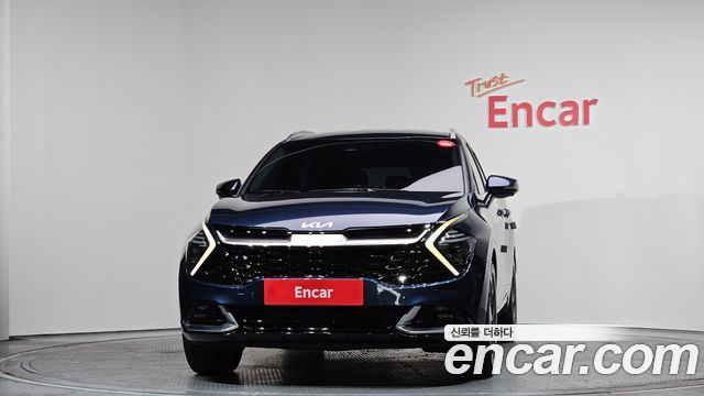 Kia Sportage (V) Gasoline 1.6 Turbo 4WD Signature 2023 — фото 3
