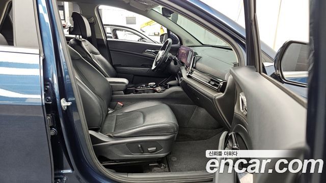 Kia Sportage (V) Gasoline 1.6 Turbo 4WD Signature 2023 — фото 11